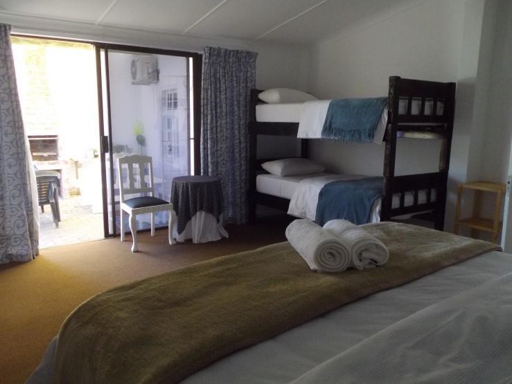 Kiddʼs Beach Breeze Inn Guesthouse מראה חיצוני תמונה